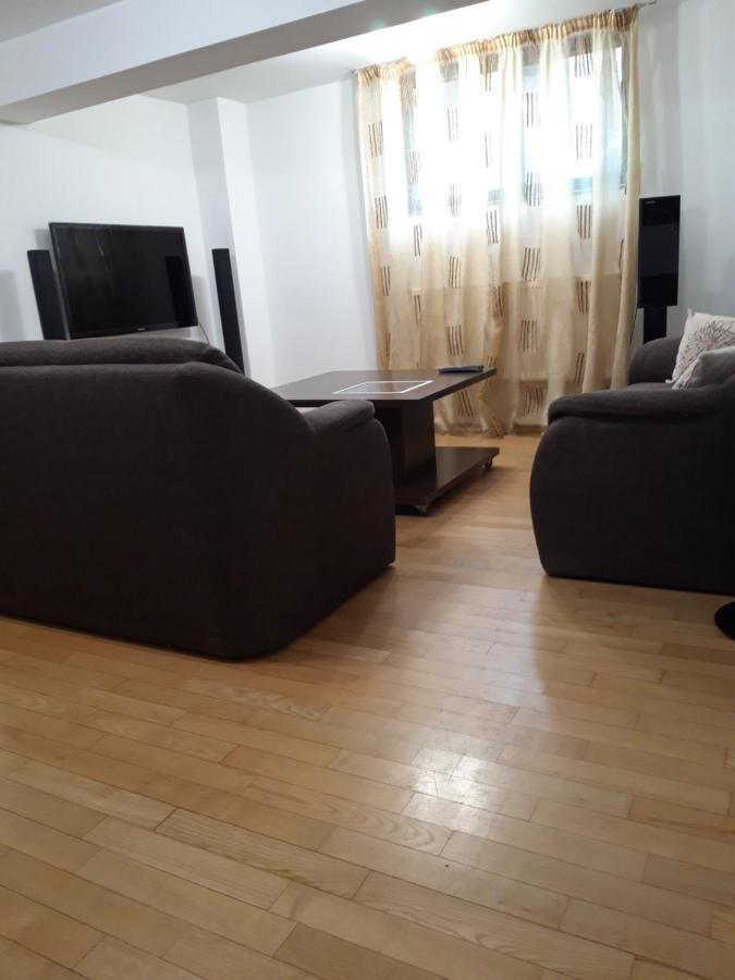 Papas Apartments Bucurestii Noi Exterior photo
